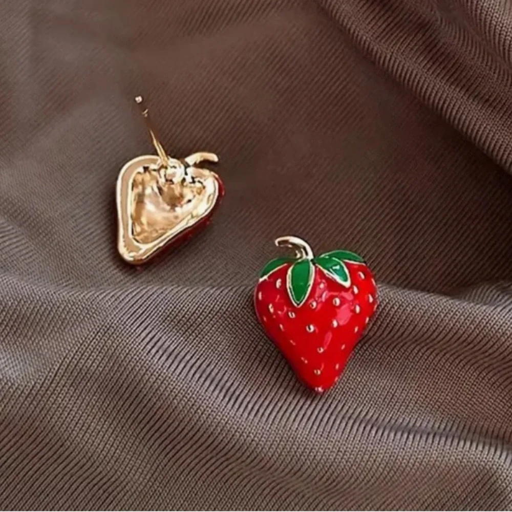 🍓 Strawberry studs post earrings Cute fruit gift girls adult red gold New